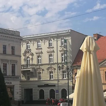 アパートホテル Rynkowy リブニク